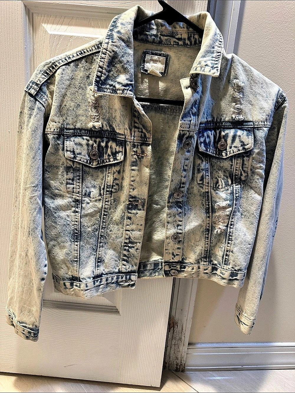 Forever 21 Distressed Denim Jacket in Blue